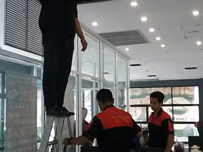 ภาพแกลลอรี่ 13